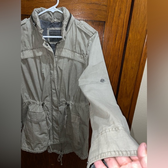 Levi Strauss Women’s Anorak Utility Jacket - Picture 4 of 11